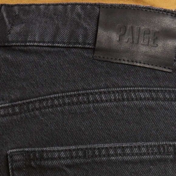 Paige Sammy Raw Hem Cutoff Denim Shorts
PAIGE
Fade to Black Destructed - Picture 5 of 6